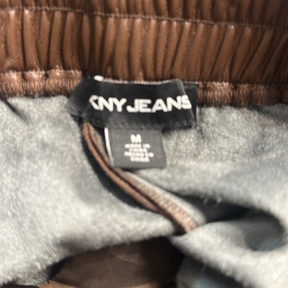NWT DKNY Jeans Brown Faux Leather pants Size M - Picture 10 of 12